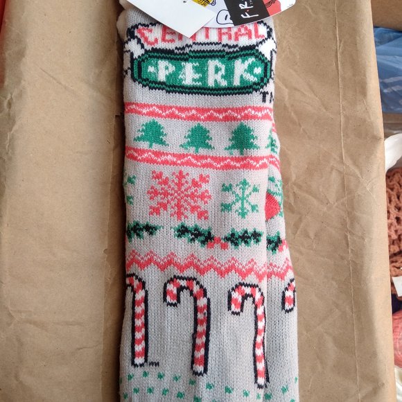 Ladies cozy warm sock slippers with gripping on the bottom - Picture 1 of 3